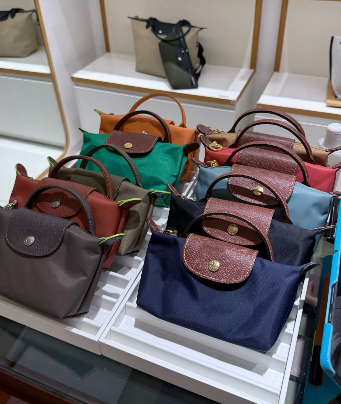 5a French Longchamp Mini Dumpling Commute Versatile Crossbody Handbag Womens Small Bag with Perforated Shoulder Strap Large Shopping Bag Portable Shopping Bag