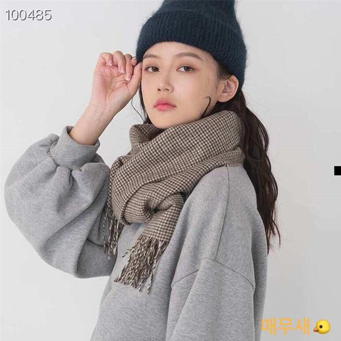 Korean Classic Colorful Small Houndstooth Plaid Tassel Thickened Scarf Neck Warmer Shawl for Women 250726