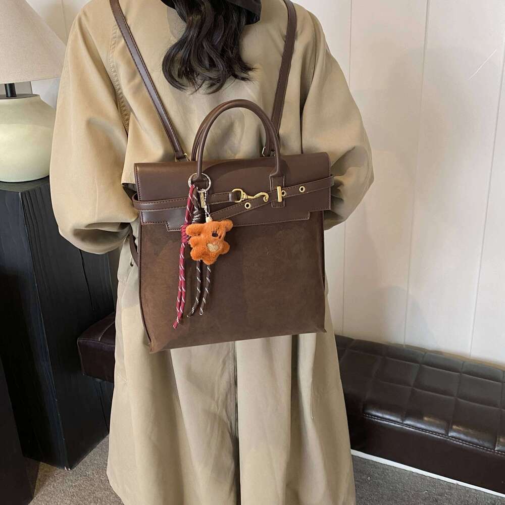 Shoulder Bag For Women, Large Capacity 2024 New Retro Casual Hand-Held Backpack, High-End Travel Backpack