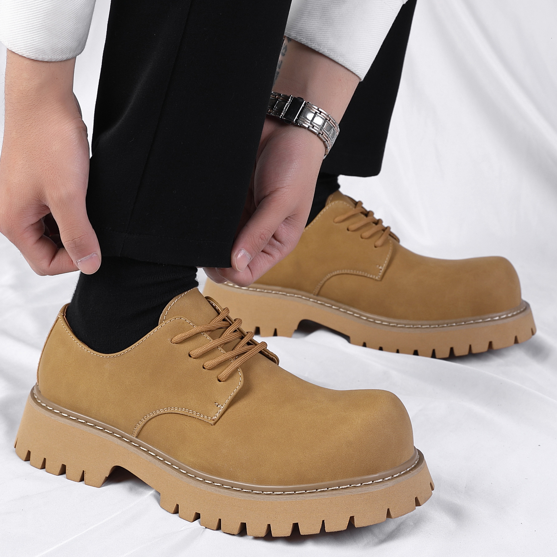 Men's Leather British Style Business Formal Thick Sole Height Increasing Round Toe Derby Shoes