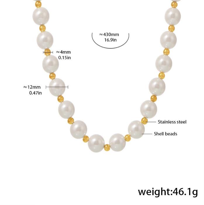 Trendsetting Chunky Bubble Charm Choker - A Statement Piece of Elegance