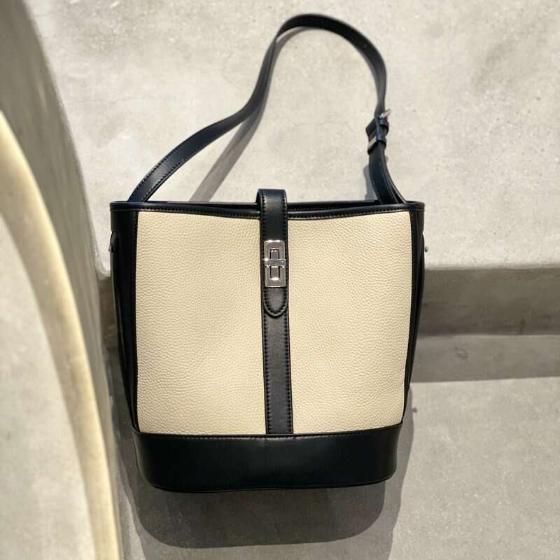 High-End First Layer Cowhide Underarm New Trendy Versatile Single Shoulder Crossbody Bucket Bag designer bag B5