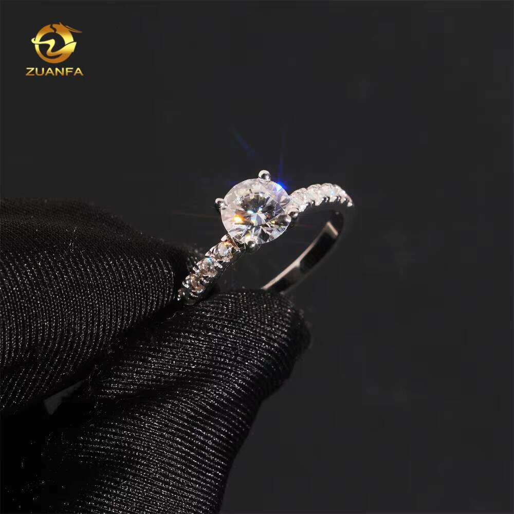 Classic Design Engagement Ring Fine Jewelry Custom Moissanite Rings Birthday Valentines Day Anniversary Gift