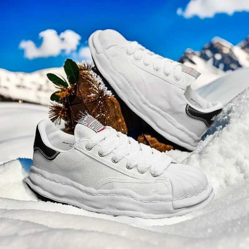 Shell height increasing niche canvas shoes board shoes casual sports shoes Y250728