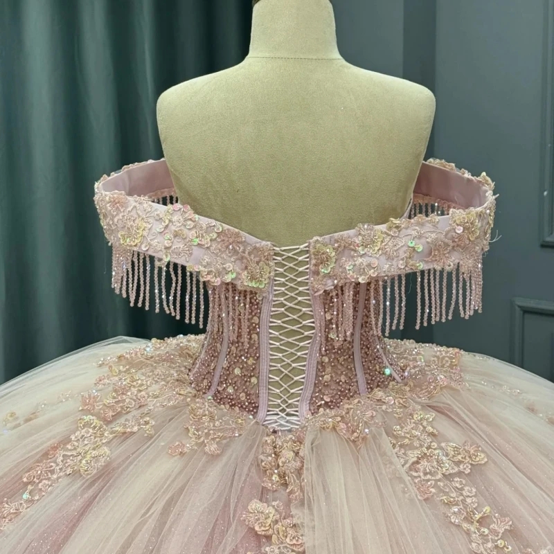 Pink Princess Quinceanera Dresses Off The Shoulder Appliqued Lace Beading Crystal Tiered Tull Sweet 16 Dress Ball Gown Vestidos 15 Anos