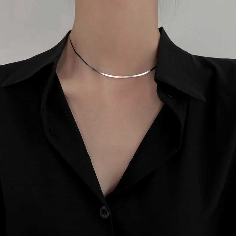 Hot Fashion Unisex Snake Chain Women Necklace Choker Stainless Steel Herringbone Gold Color Chain Necklace For Women Jewelry XJ250708