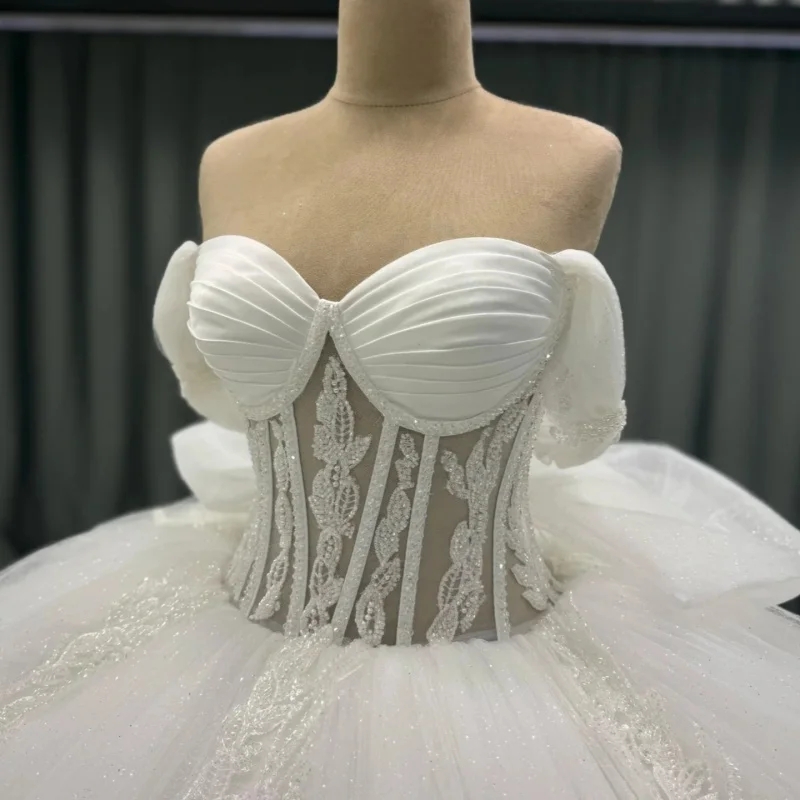 White Princess Quinceanera Dresses Off Shoulder Applique Lace Beading Crystal Bow Tiered Tull Sweet 16 Dress Ball Gown Vestidos De 15 Anos