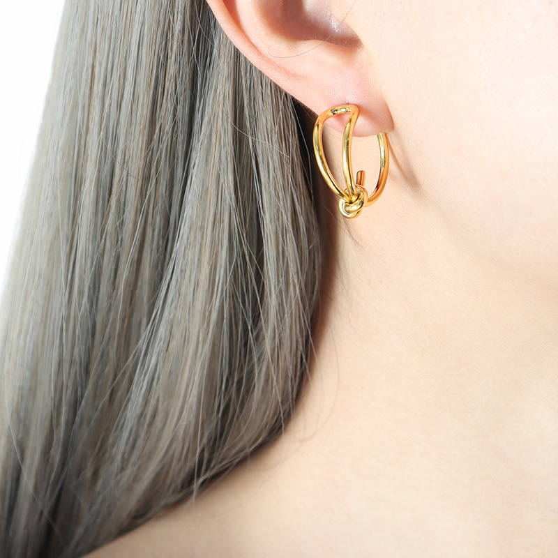 Designer Earrings for Lady Stainless Steel 18k Gold Knot Earrings for Women C-shaped Light Luxury Jewelry Wholesale