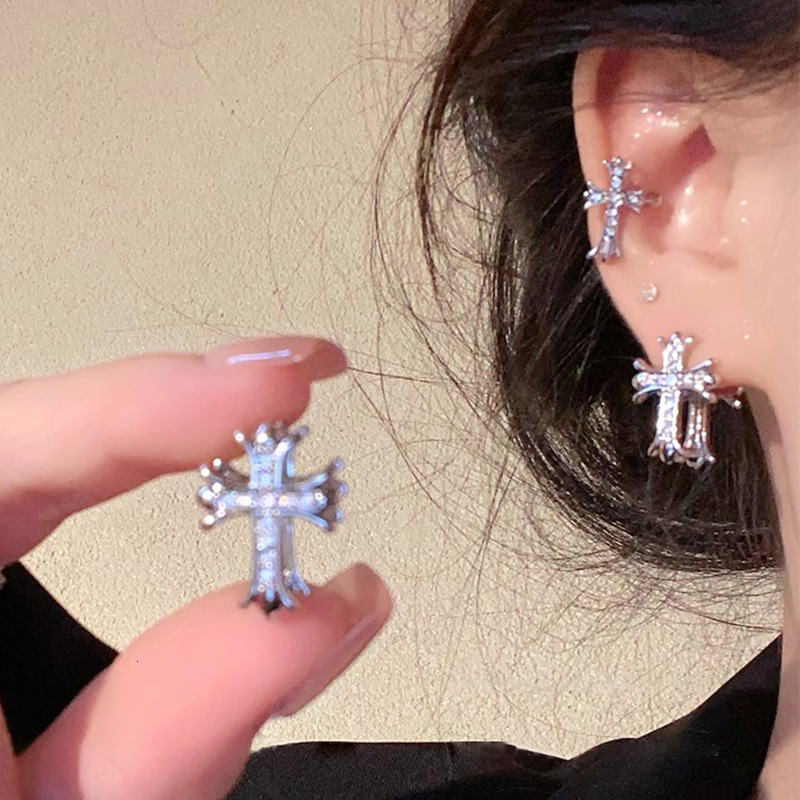 Light Minimalist Exquisite Sparkling Dia Cross Ins Style Small High-end Versatile Women's Niche Earrings