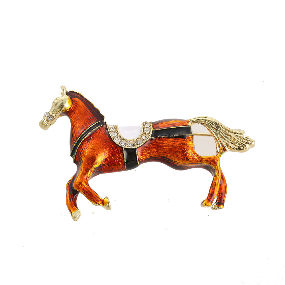 Fashion Vintage Baroque Galloping War Horse Brooch Exquisite Style Zodiac Horse Pin 250728