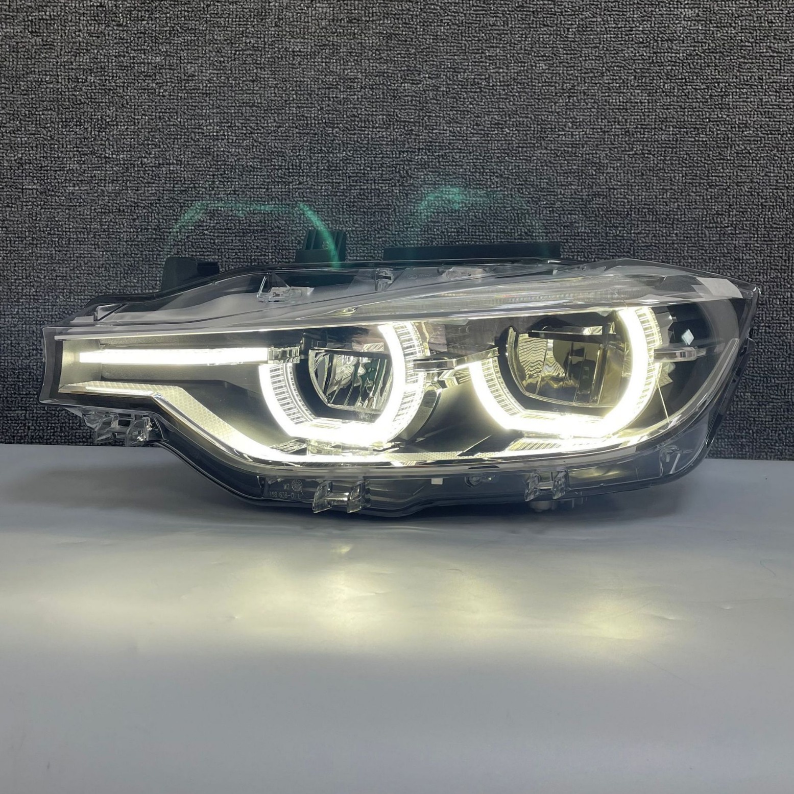Headlights for BMW 3 Series F30 F35 2013-2018 Modified new spoon-shaped auto headlamp Xenon and Halogen headlight assemblies