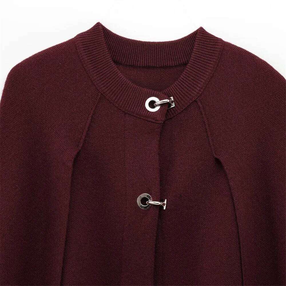2025 New Women's Fashion Casual Temperament Versatile Metal Buckle Decoration Loose Cape Design Sense Knitted Coat Jacket