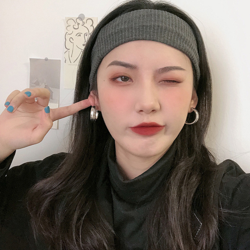 Metallic Sier Geometric Hoop Korean Niche Design Versatile Gold Earrings Fashion Internet Celebrity Same Style Ear Clips