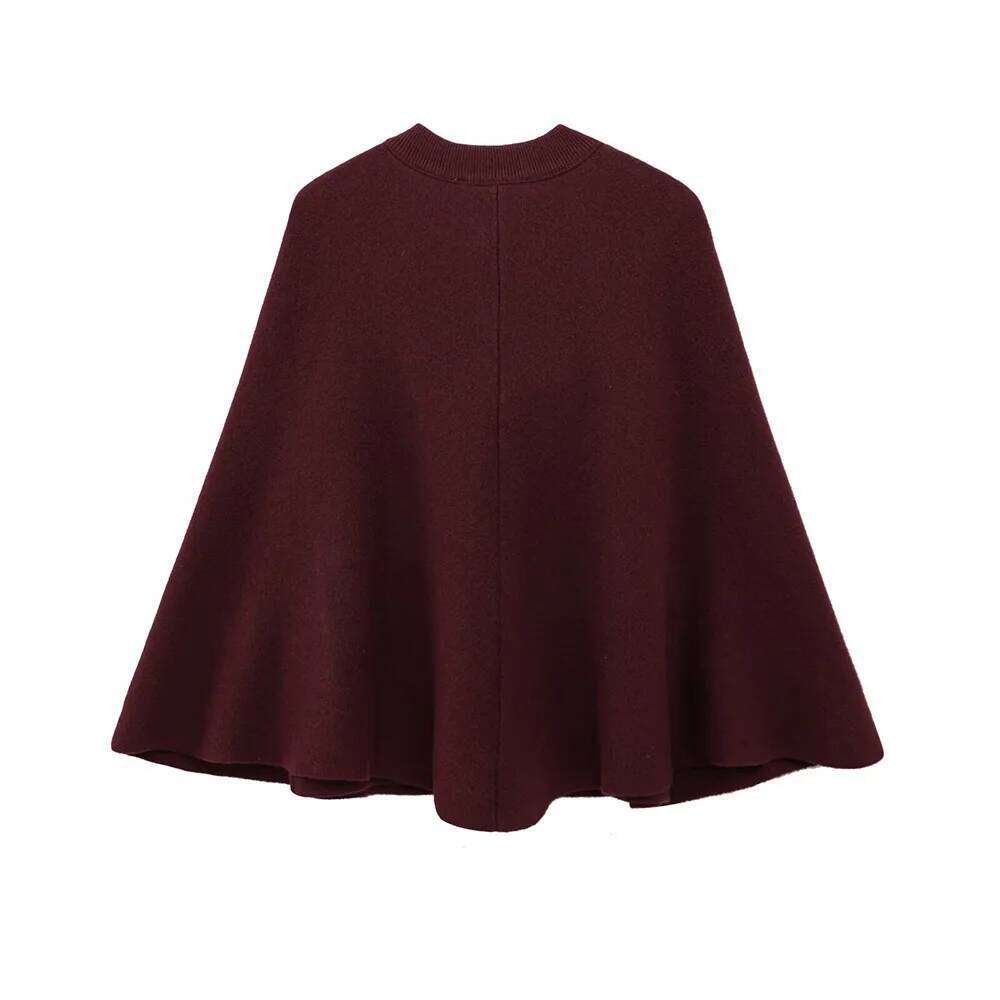 2025 New Women's Fashion Casual Temperament Versatile Metal Buckle Decoration Loose Cape Design Sense Knitted Coat Jacket