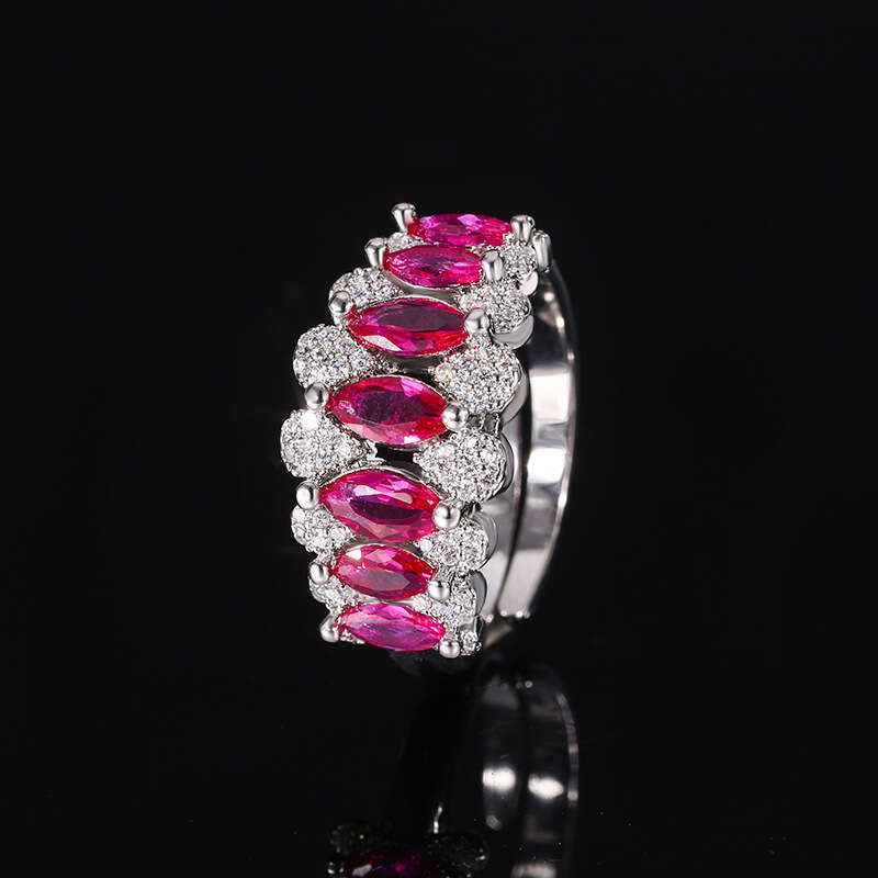 Ring Designer Luxury Jewelry rings for women Copper plated with platinum Inlaid simulation blue pointed crystal pink corundum vintage style Festival g