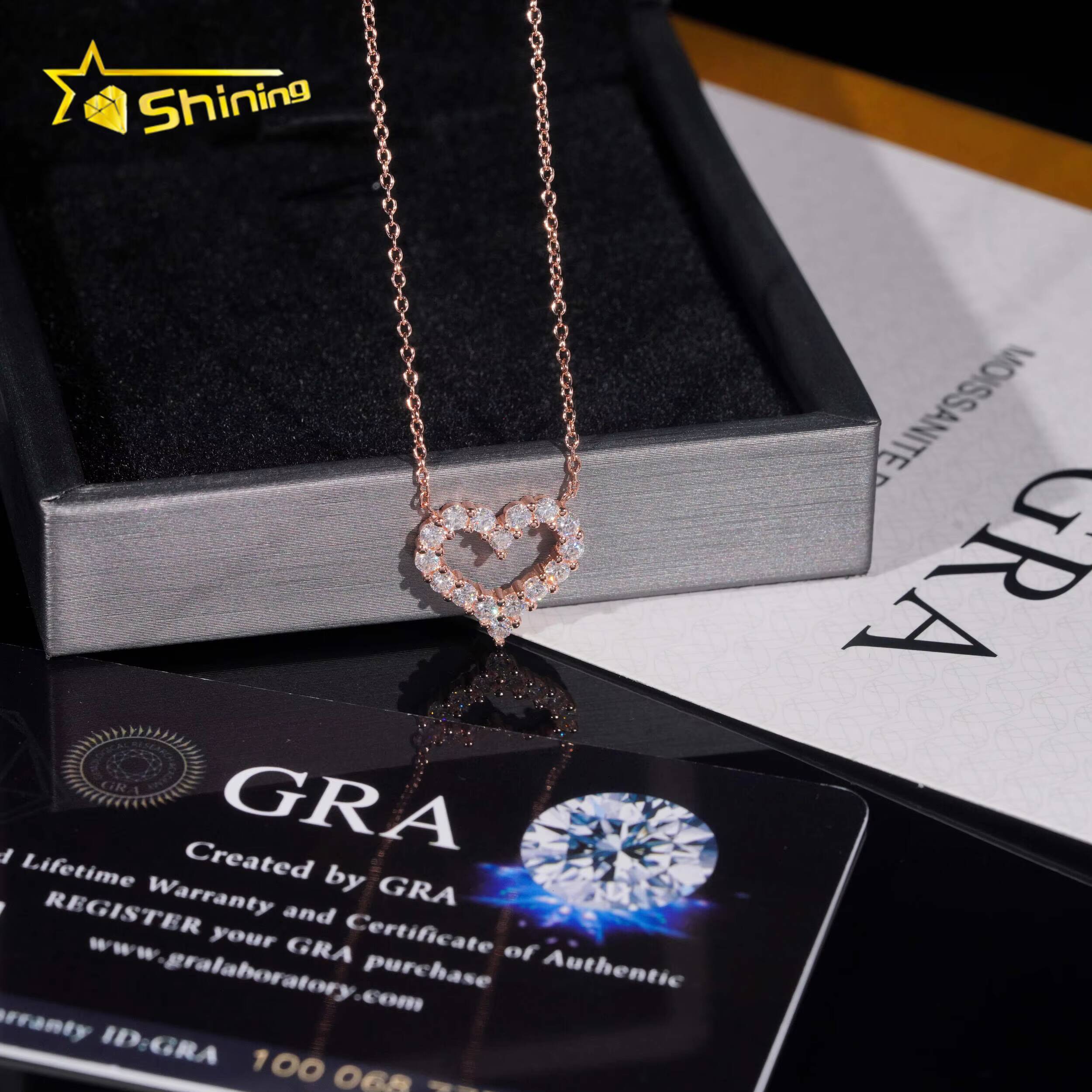 Best Selling Fashion Pendant Necklaces 925 Solid Silver Women Iced Out Moissanite Heart Pendant Necklace GRA Certificated