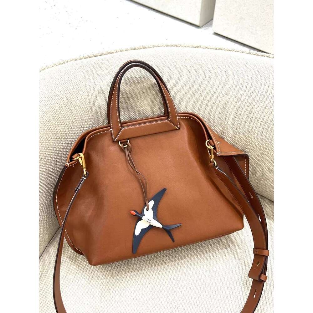 toteBag Shoulder bag ROSE NOIRE Internet Celebrity Same Style Early Spring Folded Ear Genuine Leather Tote Bag