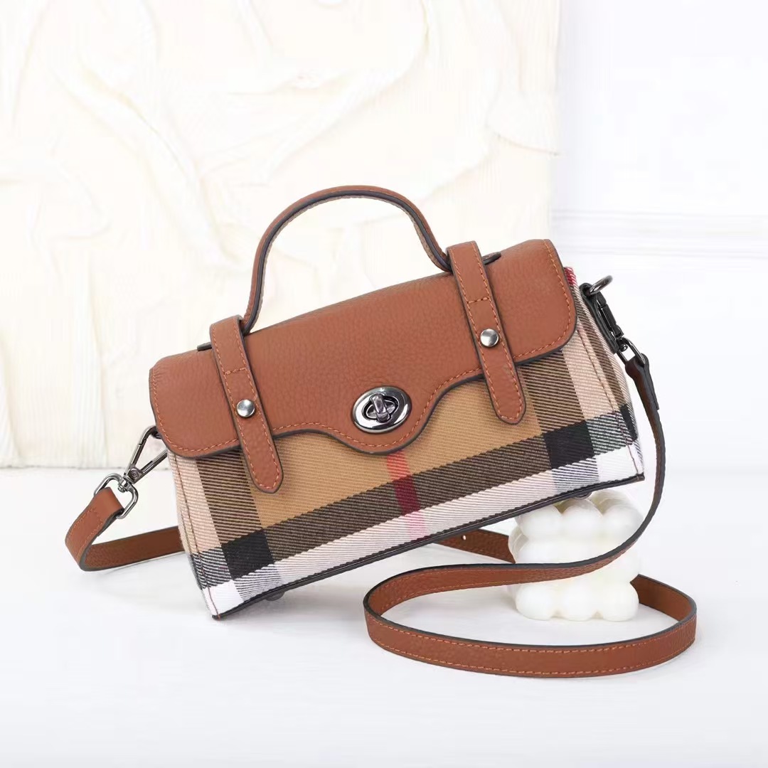 Aidrani Classic plaid single shoulder crossbody bag, canvas patchwork cowhide mini bagFashionable backpackFashionable backpack