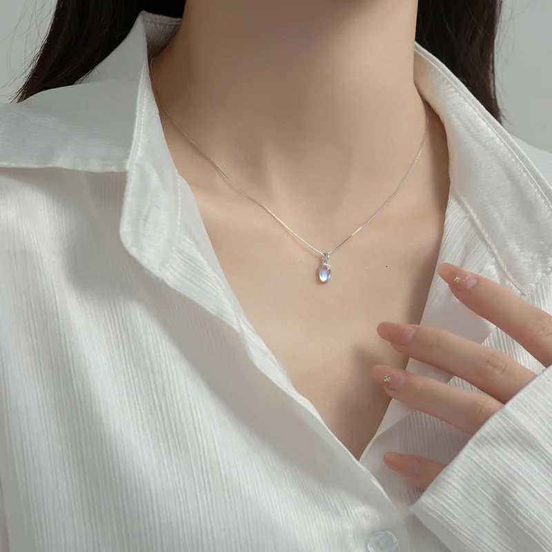 Sterling Silver Heart Necklace for Girls and Women Elegant S925 Jewelry for Birthday and Special Occasions Z250910