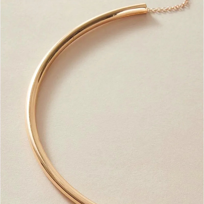 Metal Necklace Circle Choker for Women Simple Fashion Jewelry Party Gift Style 250723