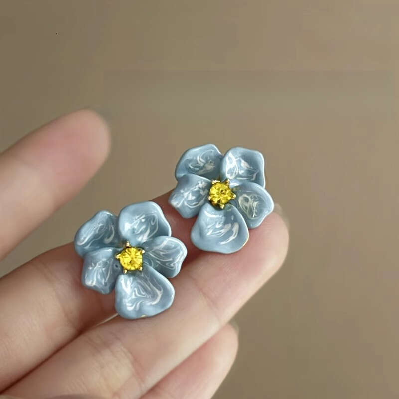 Aphro Garden Super Fairy French Glaze Flower Exaggerated High-end Niche Stud Earrings Vacation Style
