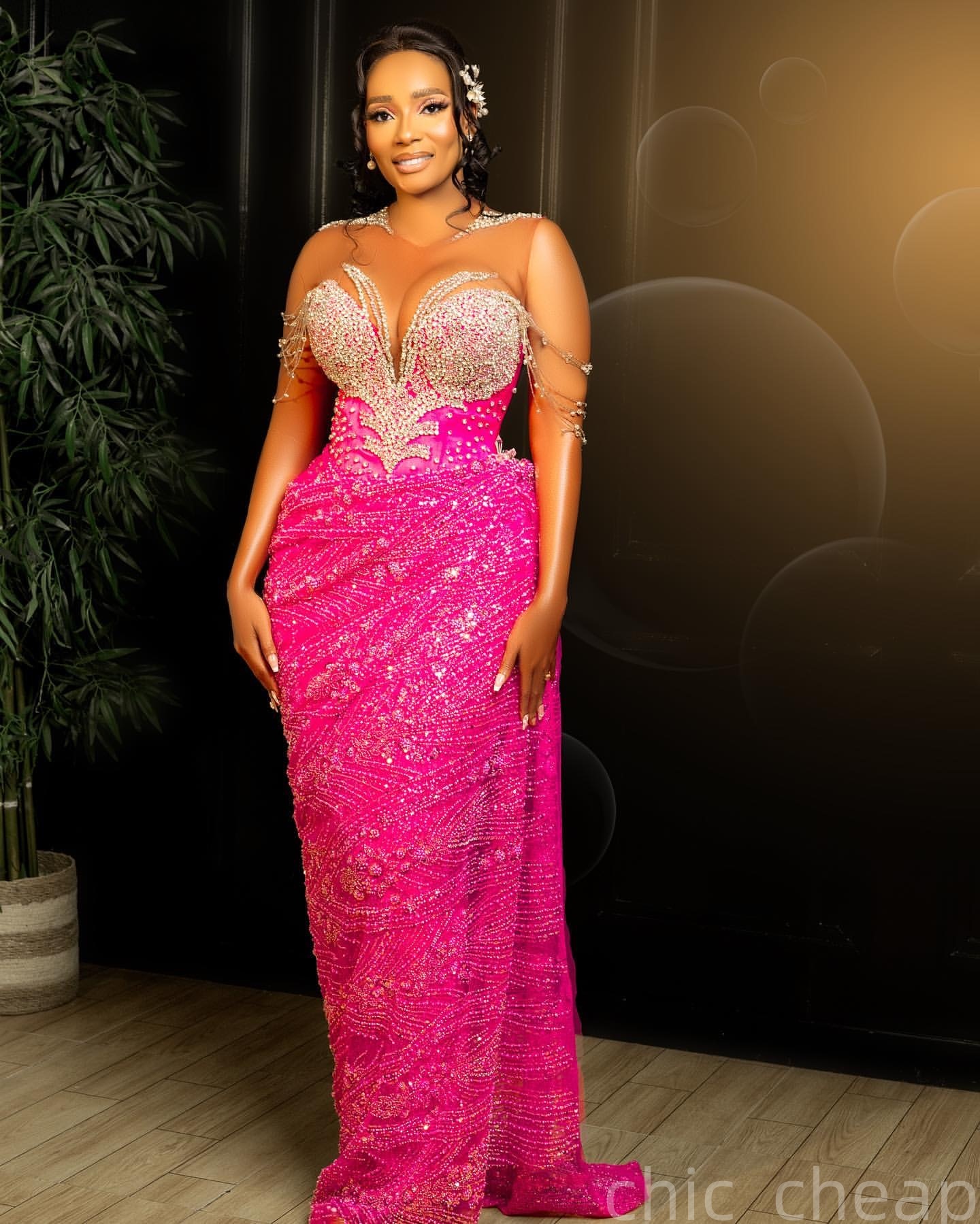 Fuchsia Sheath Prom Dresses 2025 Beaded Crystals Sequined Sheer Neck Evening Formal Party Second Birthday Engagement Gowns Plus Size Dress For Special