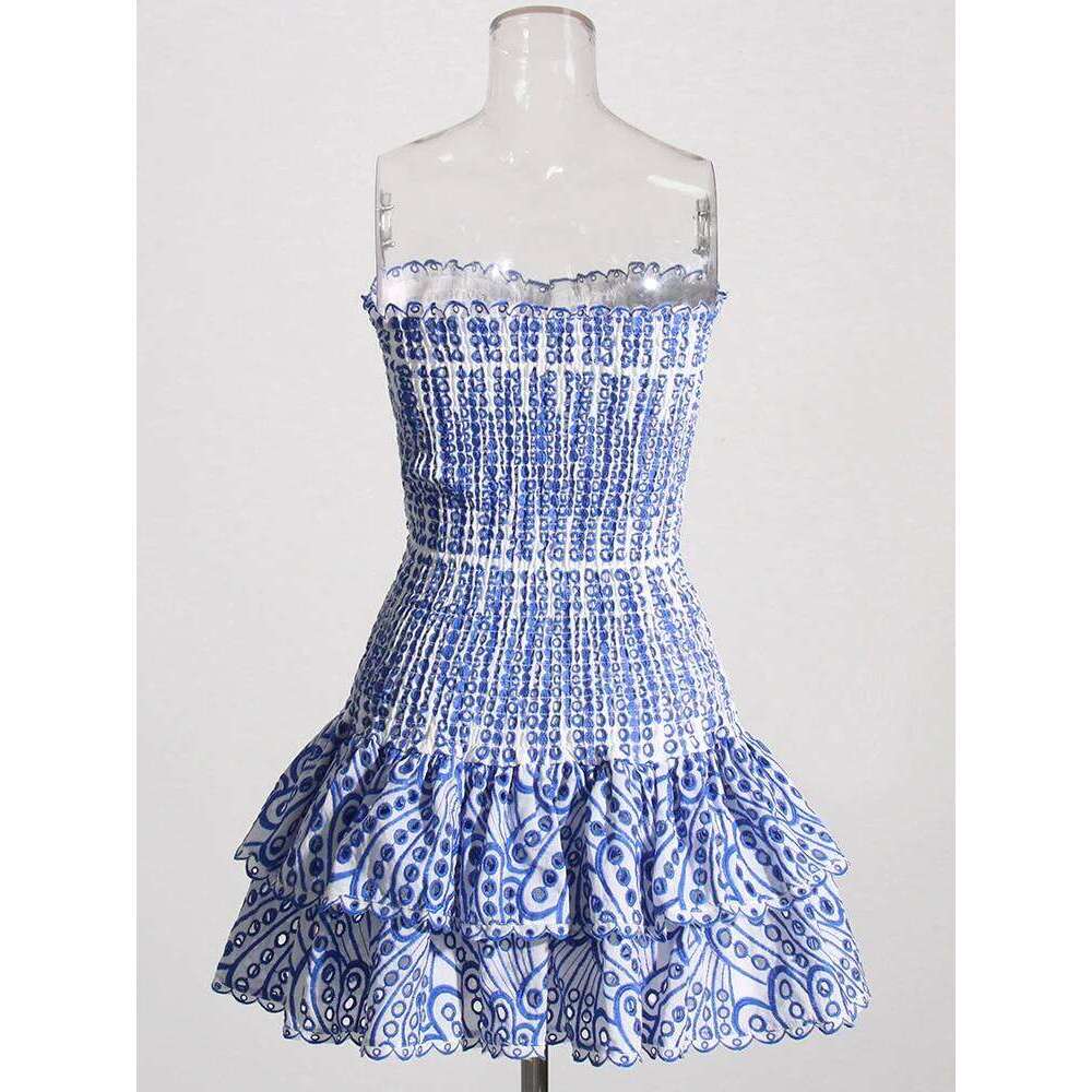 TWOTWINSTYLE Cut Out Layered Hem Sexy Dress For Women Strapless Sleeveless Off Shoulder High Waist Mini Dresses Female Clothing