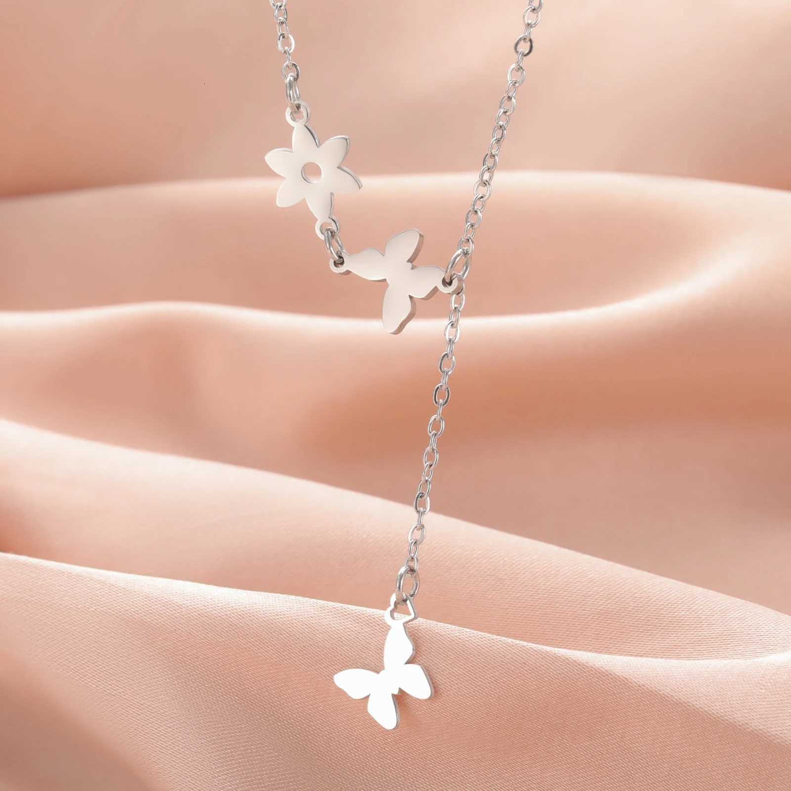 Delicate Butterfly Pendant Necklace for Women Stainless Steel Bohemian Style Jewelry Gift Z250910
