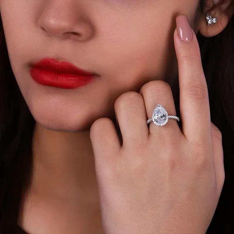 Water Drop Shaped Zirconia Proposal Ring for Women Wedding Party Accessories Temperament Jewelry Engagement Ceremony 250728