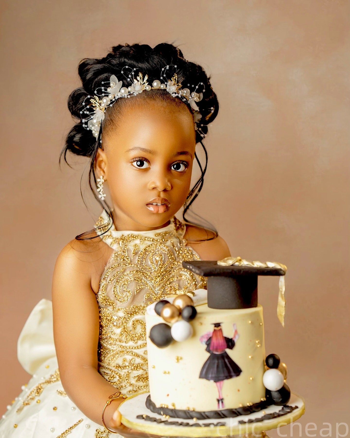 2025 Champagne A-line Flower Girl Dresses High Neck Lace Beaded Satin Little Girl Christmas Peageant Birthday Christening Tutu Dress Gowns ZJ411