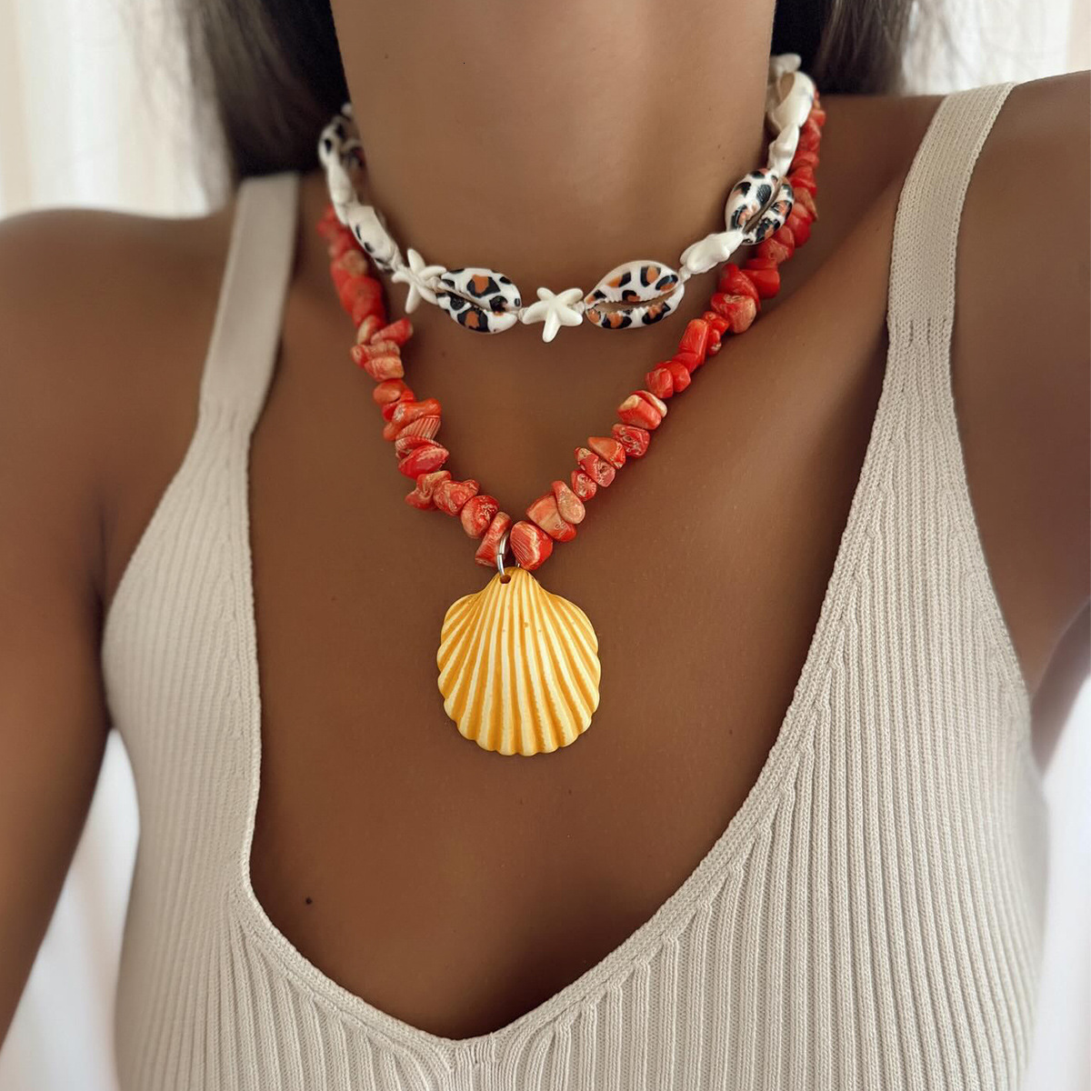 Summer Ocean Beach Style Shell Pendant Niche Design Starfish Stone Simple Layered Necklace Jewelry for Women