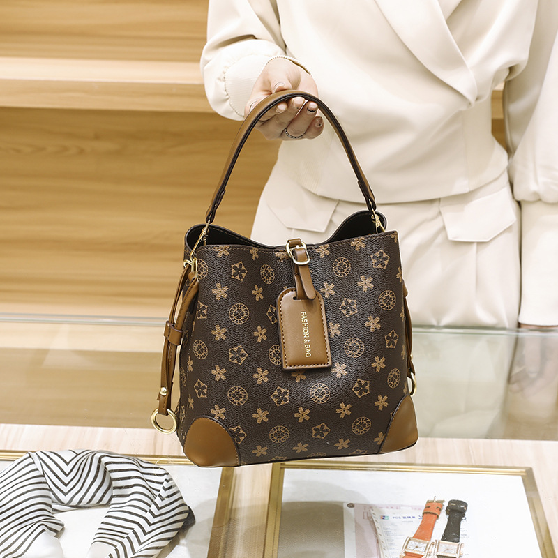 Women's new fashion texture printed shoulder bag women's fashion shoulder crossbody bag mother bag 2025