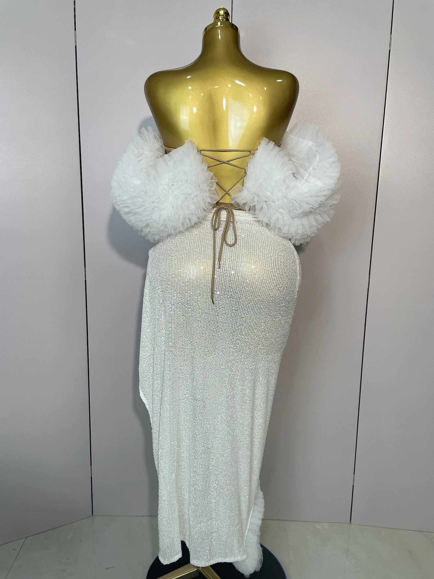 2025 Women White Sequins Top Short Skirt Two Pieces Set Sexy Celebrate Evening Prom Birthday Dress Nightclub Stage Outfit Z250728