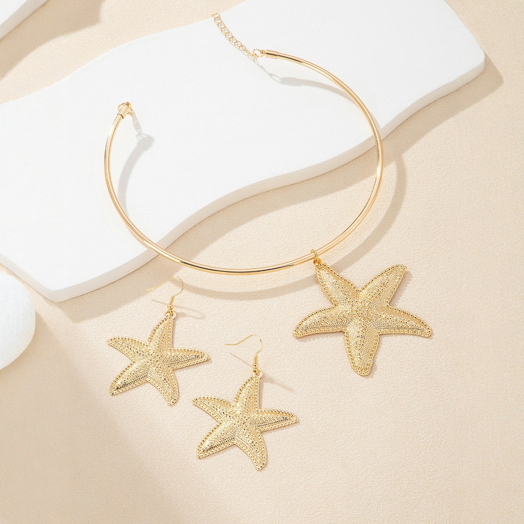 Beach resort style starfish pendant earrings necklace set for women, exaggerated fashionable trend collarbone chain