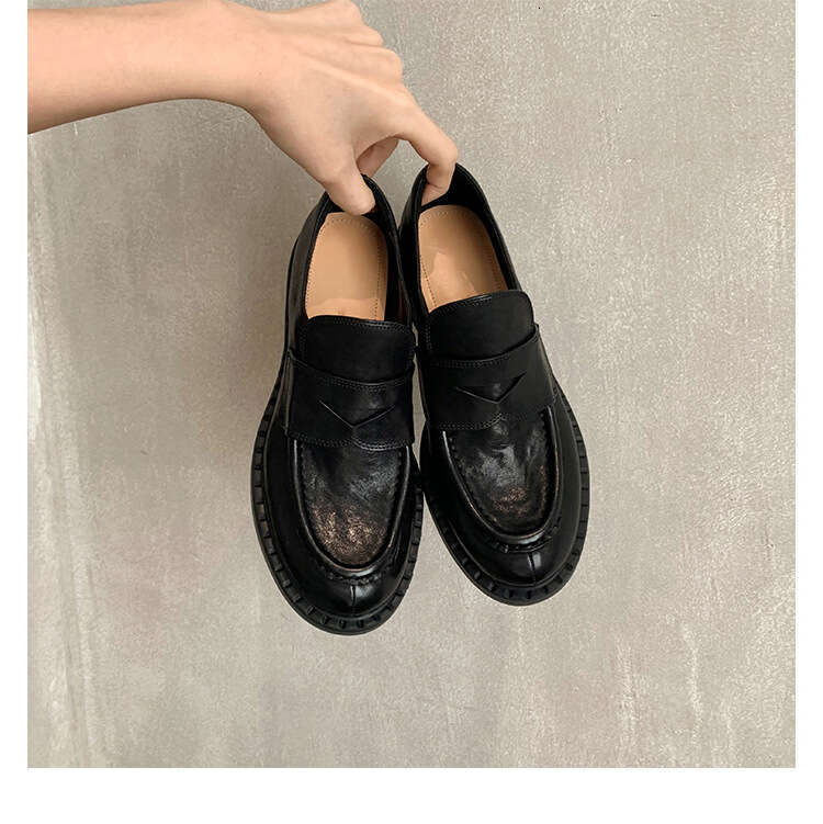 Designer Washed Horse Pattern British Style Casual Thick Heel Loafers Women's Small Leather Shoes Autumn Winter