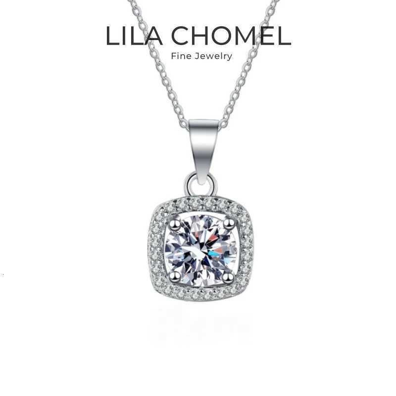 Elegant 18K White Gold Pendant Necklace with Moissanite Diamond Perfect for Weddings and Special Occasions Z250910