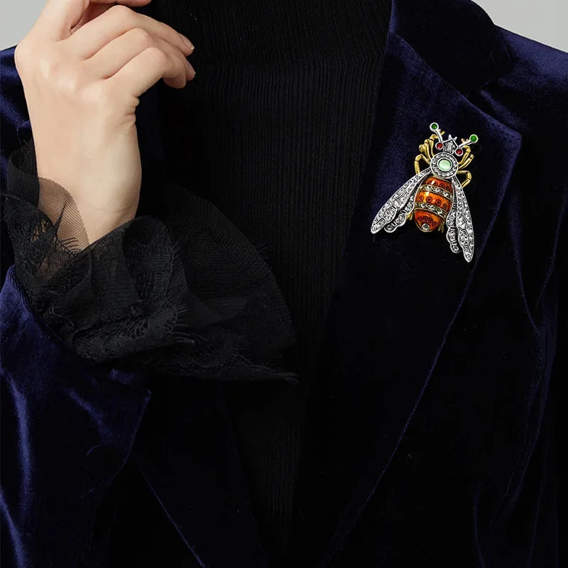 Baroque Vintage Simulated Bee Brooch Unisex Suit Coat Jewelry Clothing Accessories Pins Holiday Party Favors 250728