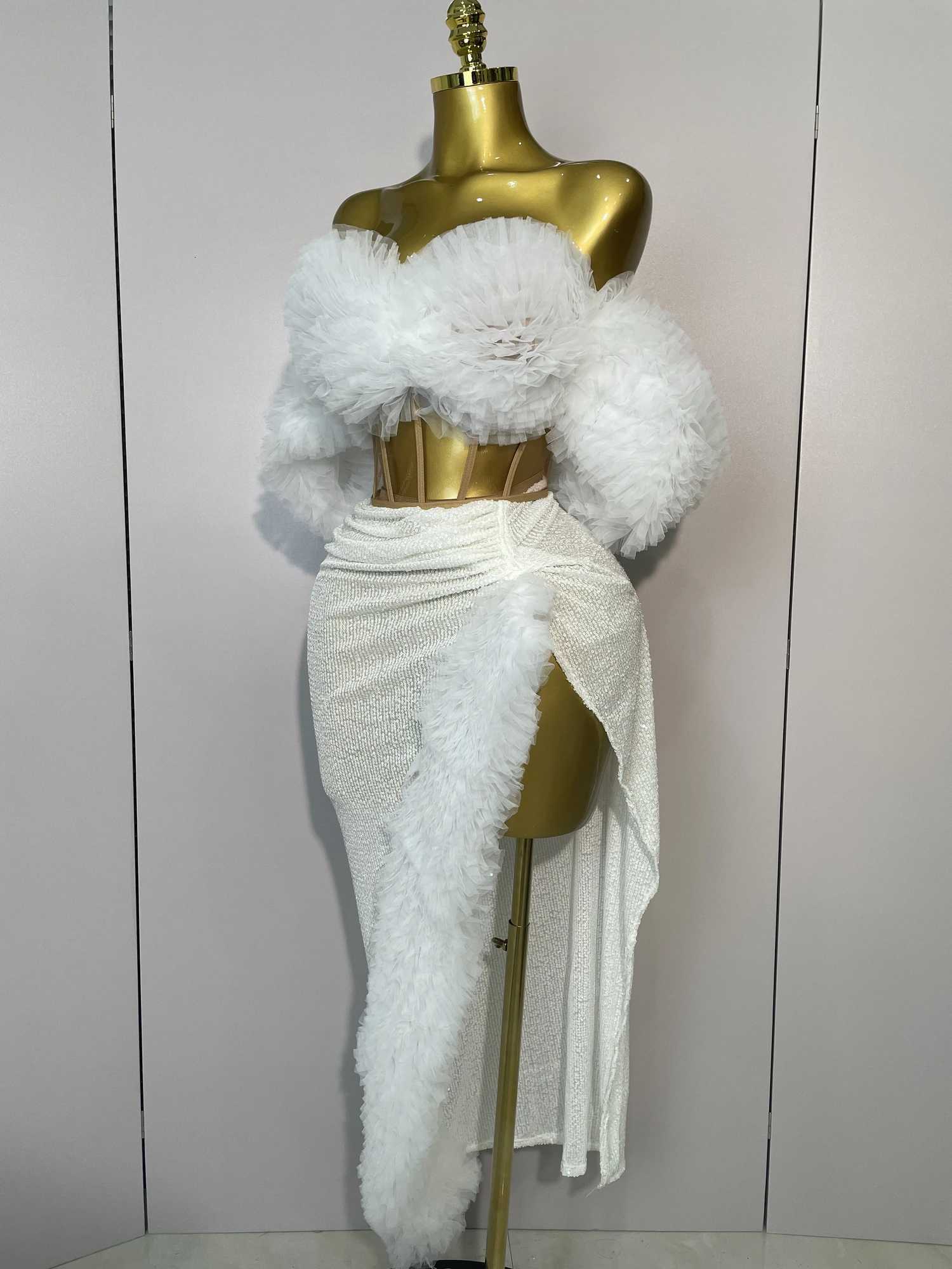 2025 Women White Sequins Top Short Skirt Two Pieces Set Sexy Celebrate Evening Prom Birthday Dress Nightclub Stage Outfit Z250728