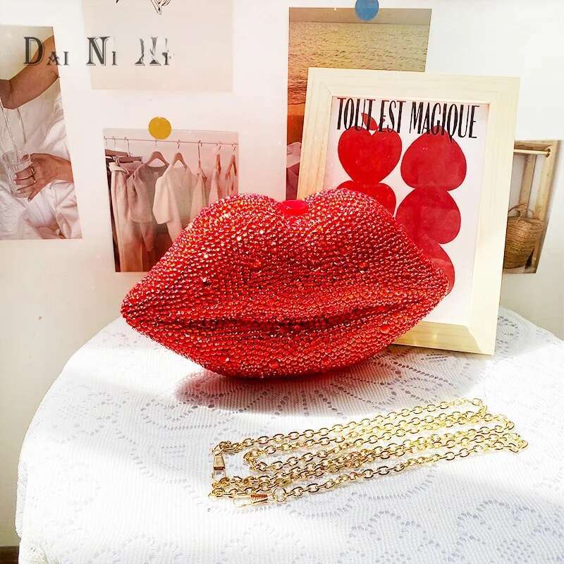 Designer Luxury Dai Ni Xi Female Red Sexy Full Dia Lips Shape Crystal Bags Woman Clutches Wedding Evening Purse For Ladies