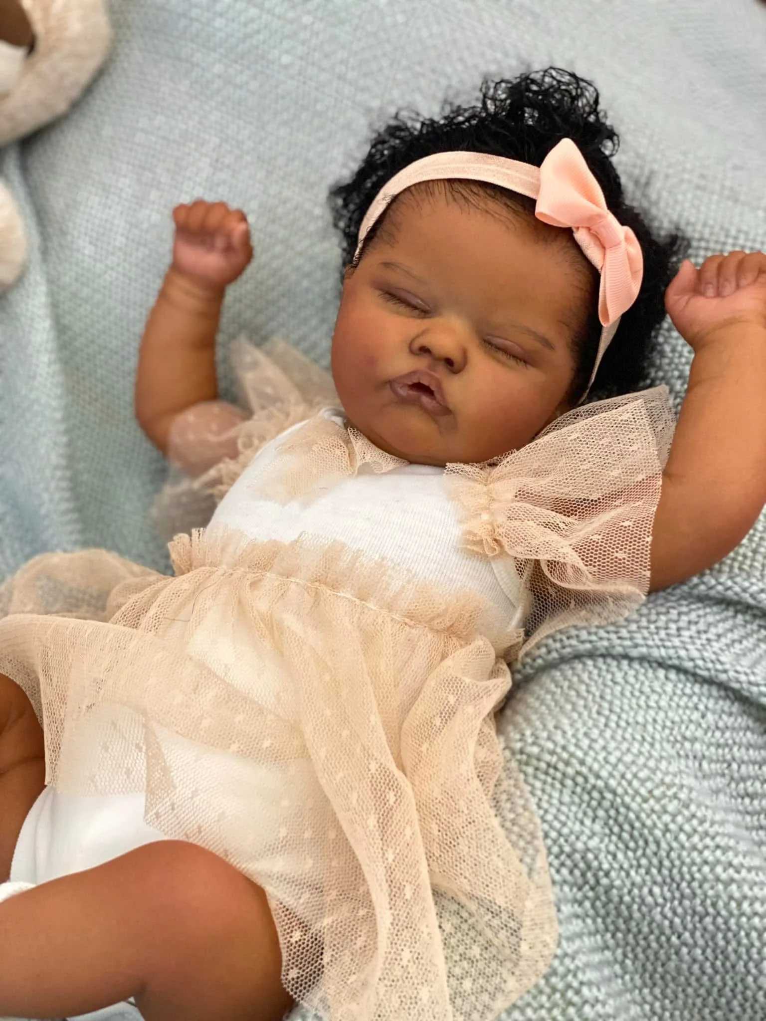 18-inch NPK Reborn Baby Doll Quinbee Newborn Lifelike Soft Touch Dark Skin 3D Painting with Hand Root Hair Cuddly Toy W250728