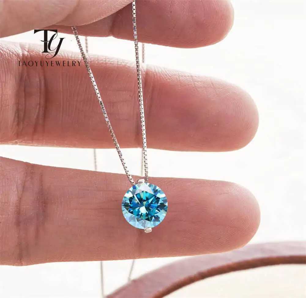 Elegant 2ct Moissanite Pendant Necklace Sterling Silver Chain Certified D Color Gemstone Jewelry Ideal Gift for Women Z250910