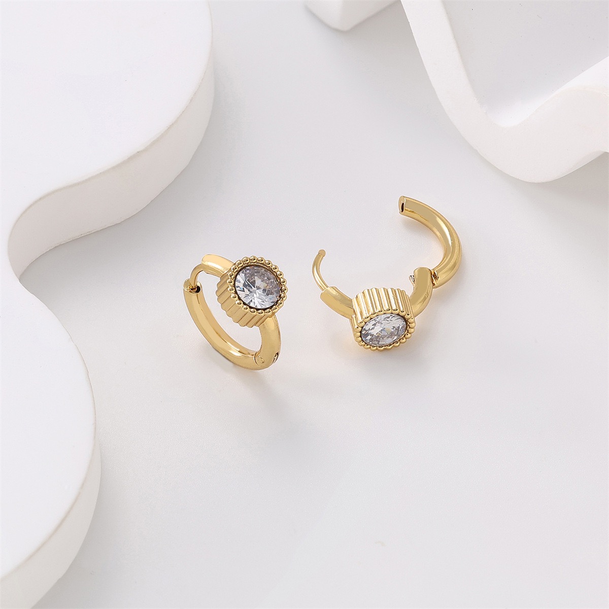 Stainless steel jewellery with coloured zirconia stones, light luxury high-end earrings