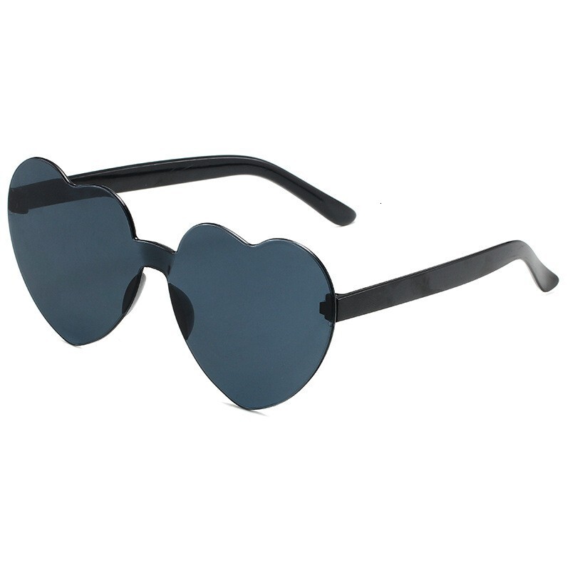 Free Shipping 2025 New Designer Sunglasses Transparent Jelly Color Heart Sunglasses For Women Peach Heart Sunglasses Heart-shaped One-piece Heart Sung