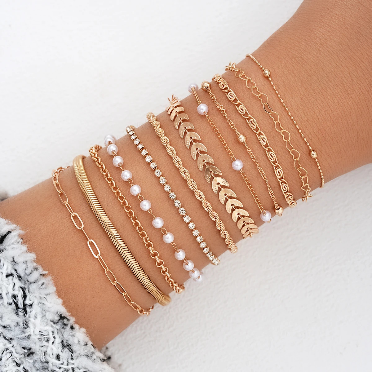 12Pcs Vintage Elegant Gold Color Bracelet Sets Simple Copper Metal Zircon Pearl Chain Everyday Party Jewelry Gifts 2024 250715