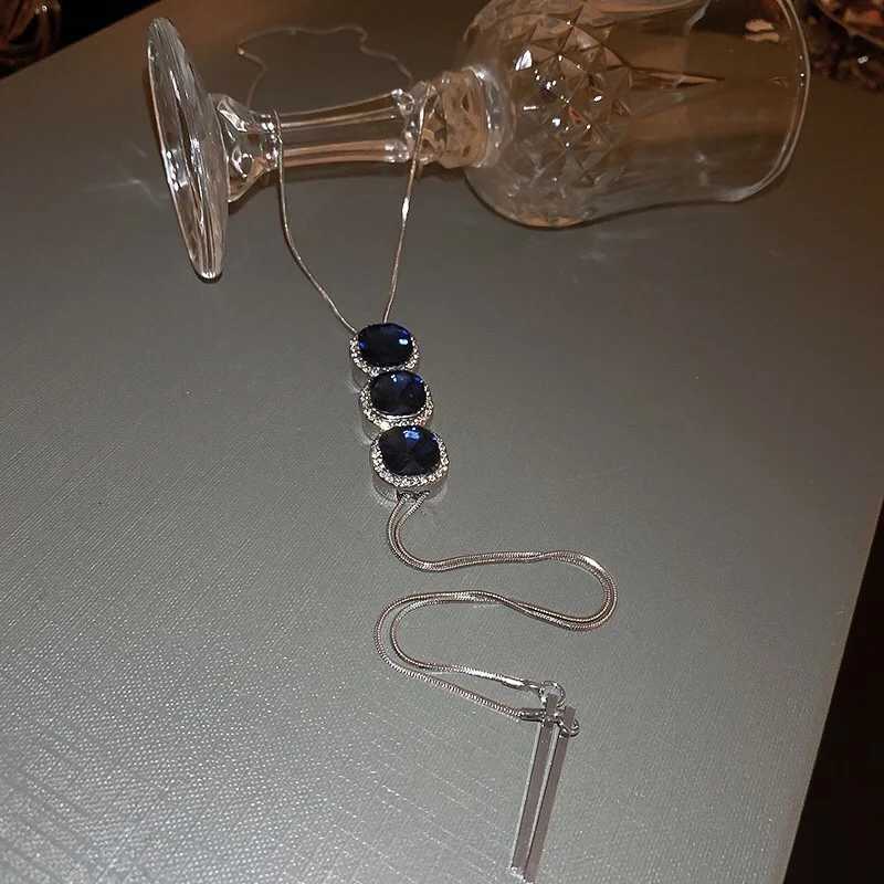 Elegant Long Necklace with Blue Crystal Tassel HighEnd Fashion Jewelry Gift for Women Z250910