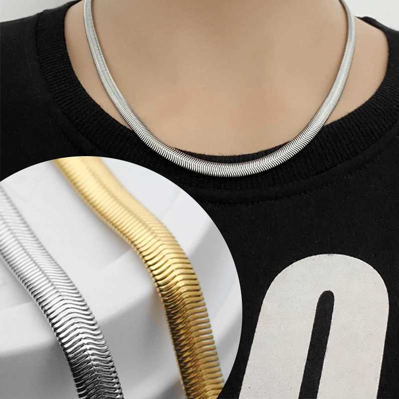 Fashion Unisex Snake Chain Women Necklace Choker Stainless Steel Herringbone Gold Color Chain Necklace for Women Jewelry GiftXJ250708