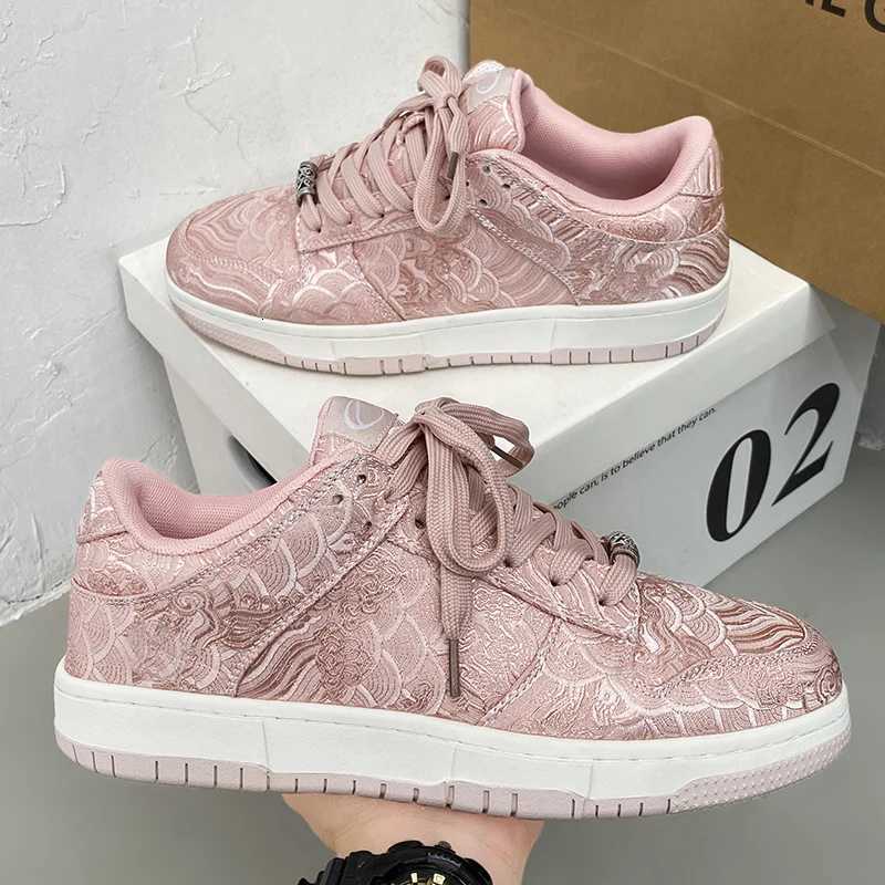 Trendy Mens Shoes Fion Runway Board Shoes Casual Sports Shoes For Men Embroidered Personali Youth Skateboard Shoes Y250728