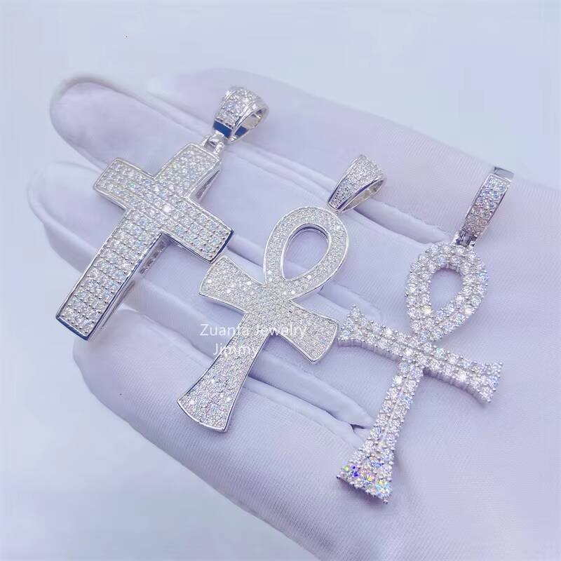 In Stock Cheap Price 925 Sterling Silver With VVS Moissanite Diamond Gemstones Cross Pendant
