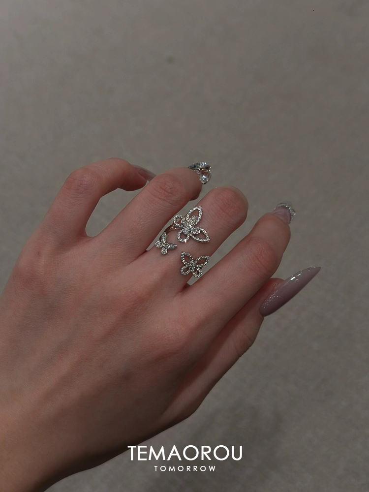 Butterfly Fairy Full Diamond Hollow Zircon Ring Exquisite French Elegant Temperament Versatile Index Finger Ring Womens Ring Style 250728