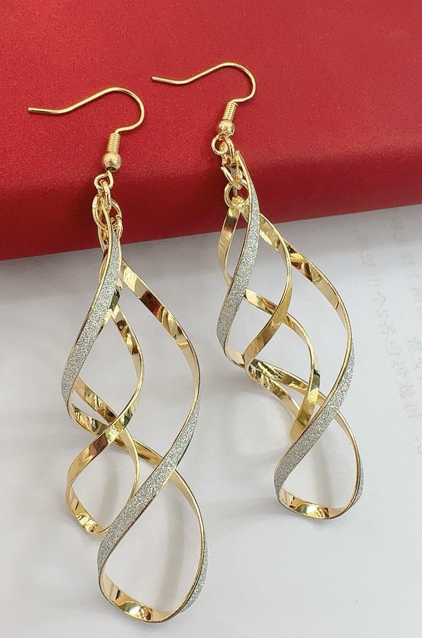 Fashionable gold twisted line earrings, metal spiral wave earrings, women's birthday party dance accessories
